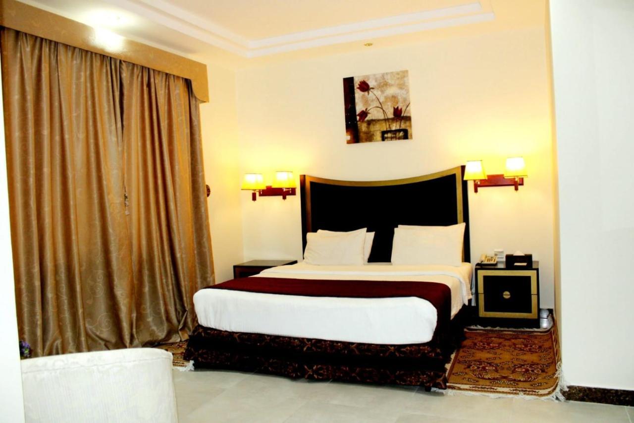 ทัวริสต์ โฮเต็ล Hotel โดฮา ภายนอก รูปภาพ